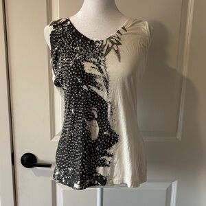 Chic Black and Cream Patterned Tank Top